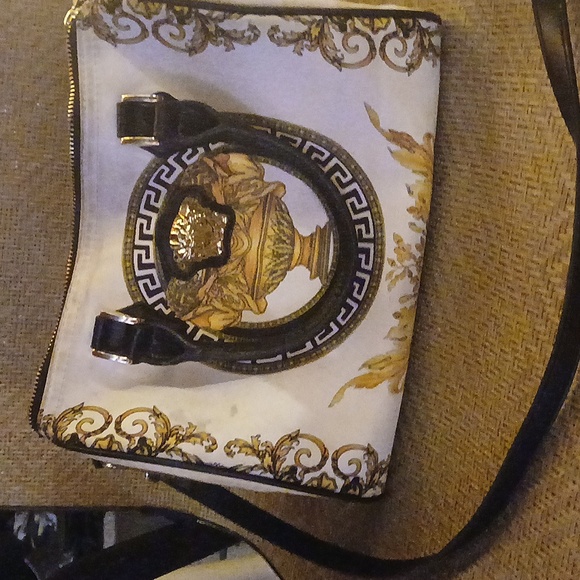 Versace Womens Purse - Picture 1 of 3